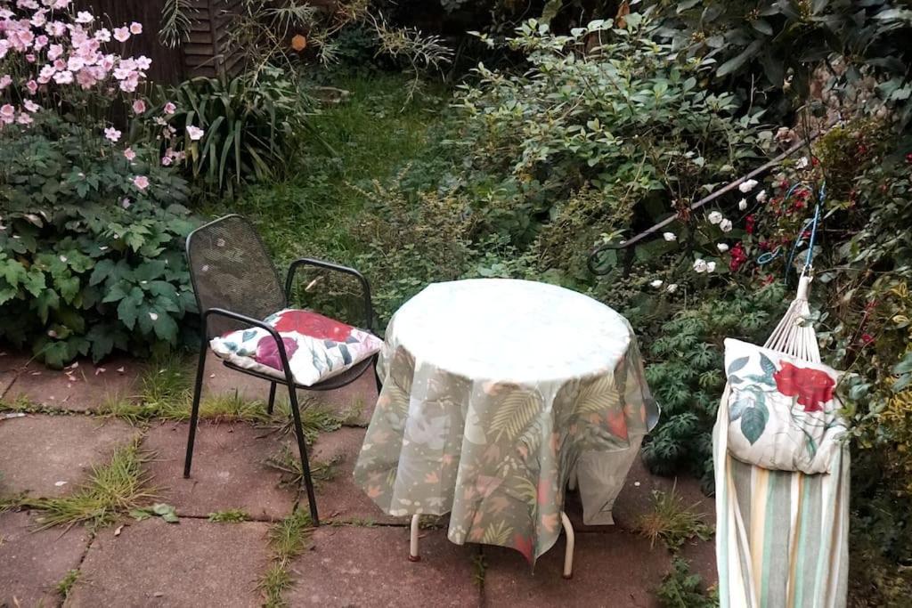Cosy 1 Bedroom With Garden 2 Min From Seafront 브라이턴 외부 사진